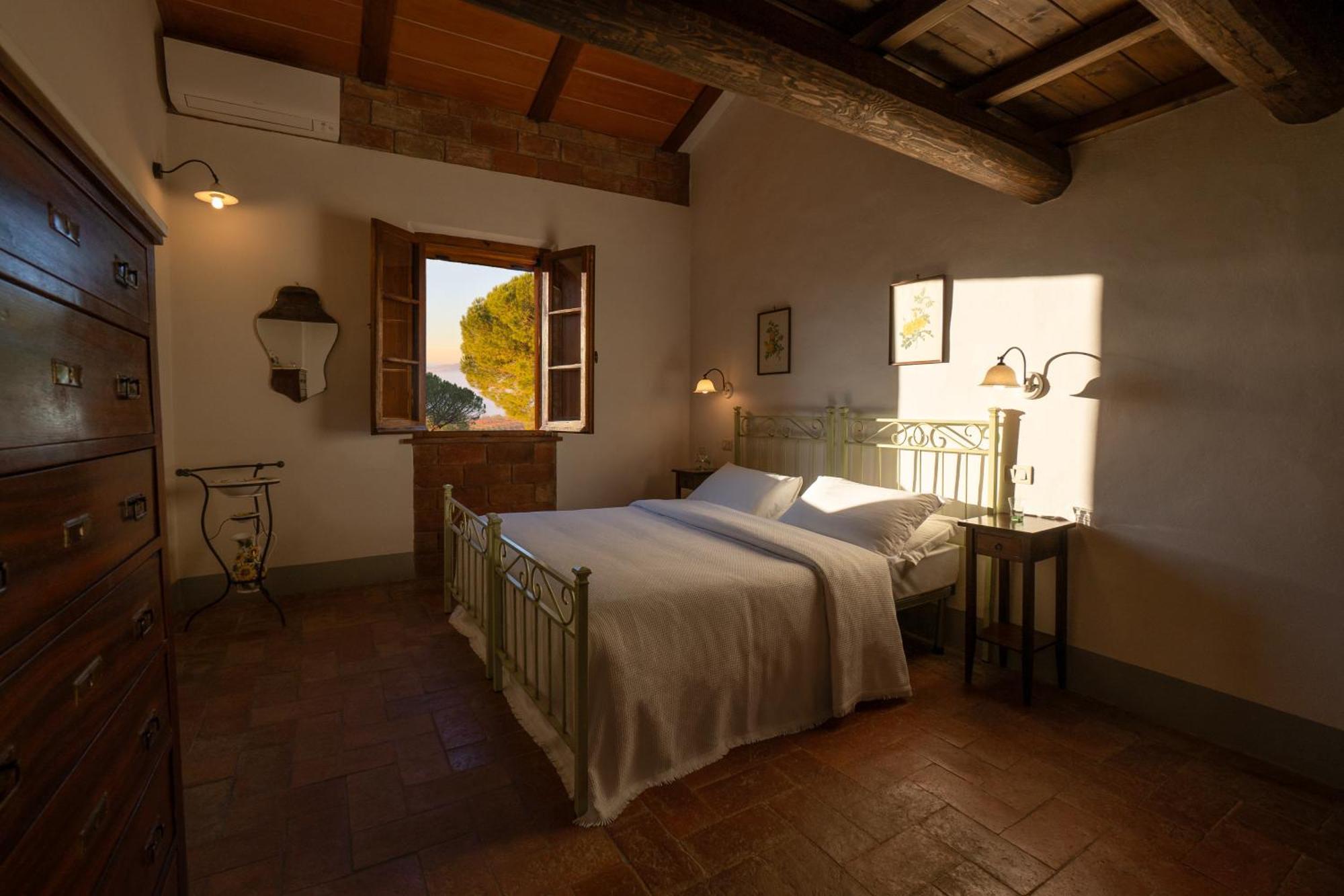 Cozzano Farm stay *